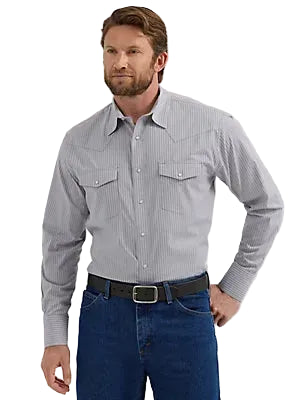 CL112355361 Men's Wrangler Classic Fit L/S Snaps