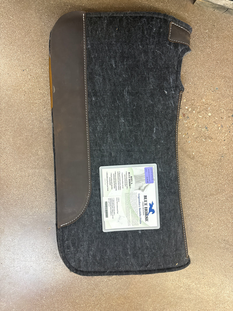 TK274065-18-36x34-Blk/Brn Saddle Pad Grey Felt Contoured 32x31