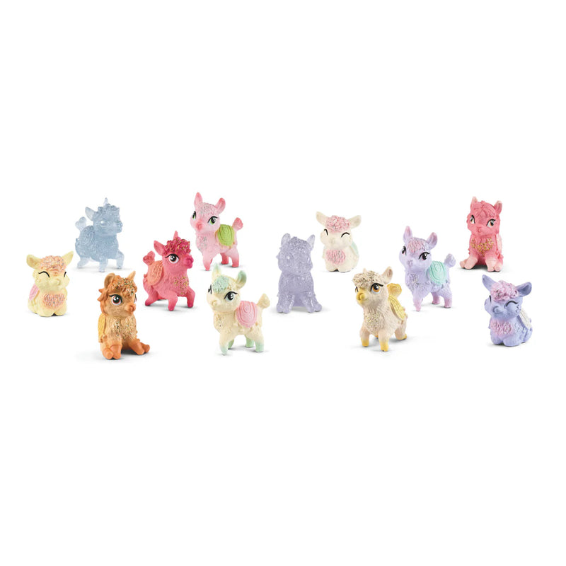 BG70670 Hatching Alpacas