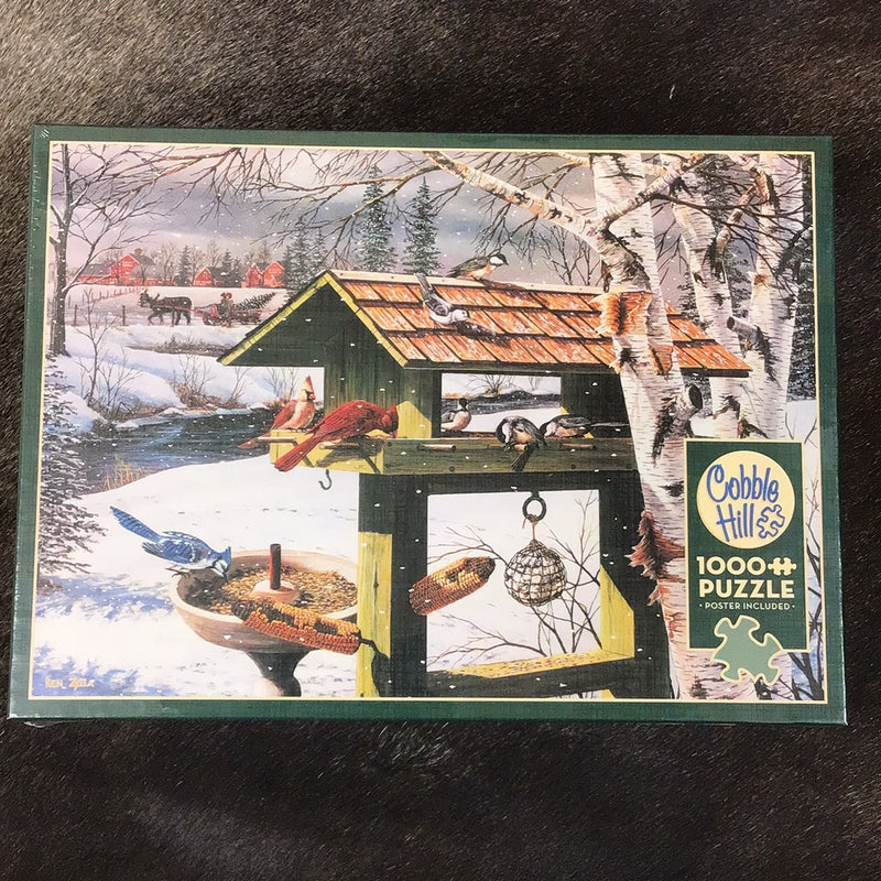 BG40038 1000pc Puzzle "Backyard Banquet"