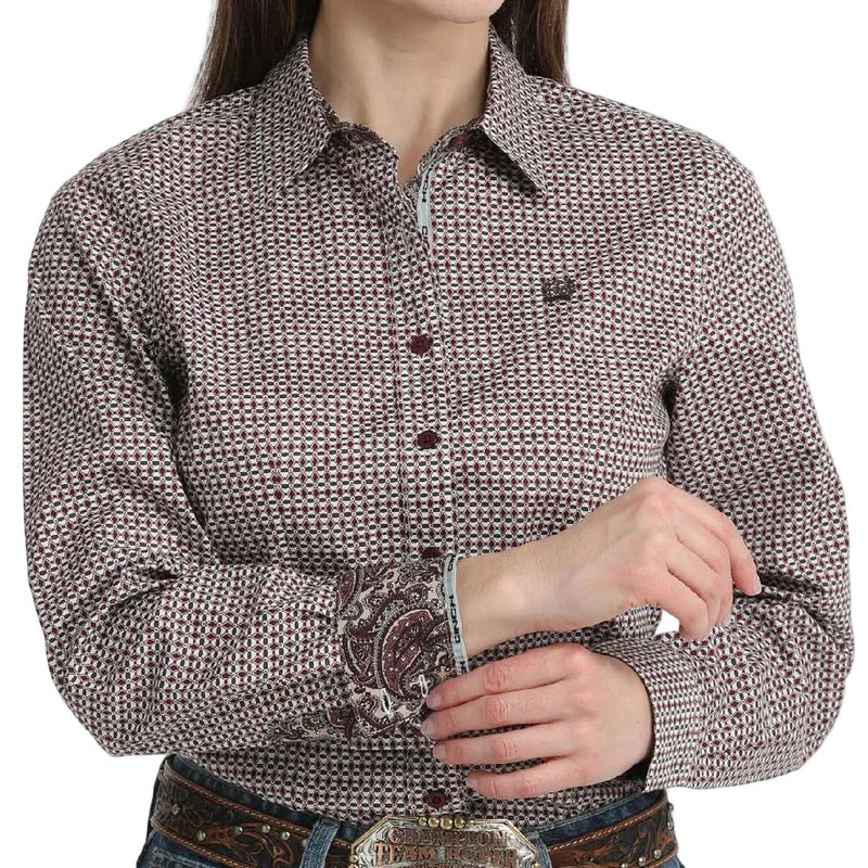 CLMSW9165082 Cinch Womens L/S Button Up- White/Burgandy