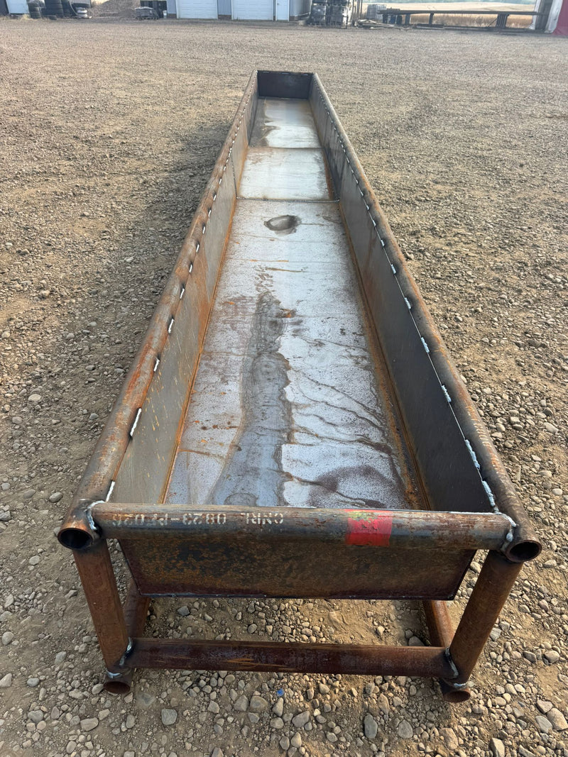 LECUSTGRAIN Steel Grain Trough 24'