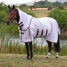 TKBLA082- Fly Sheet Highlander Plus - White/Black Cherry