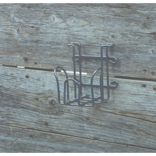 AC626157 Salt Lick Holder-Vinyl Covered