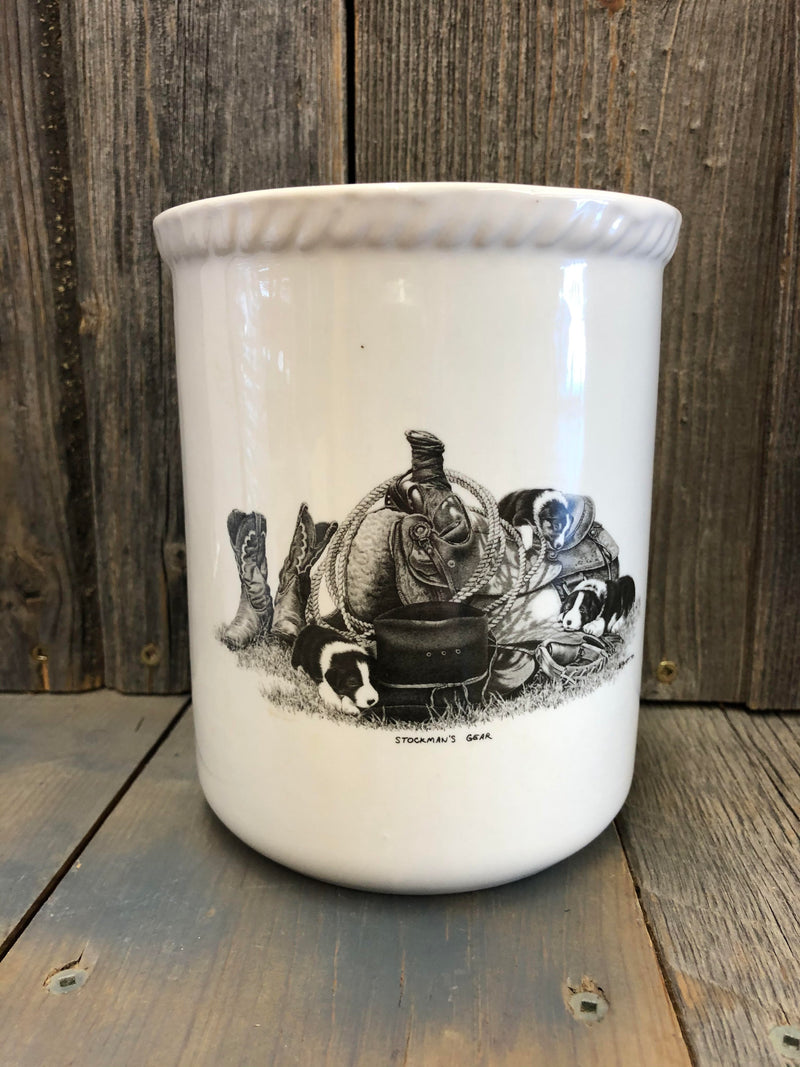 BG240 Bernie Brown Utensil Holder