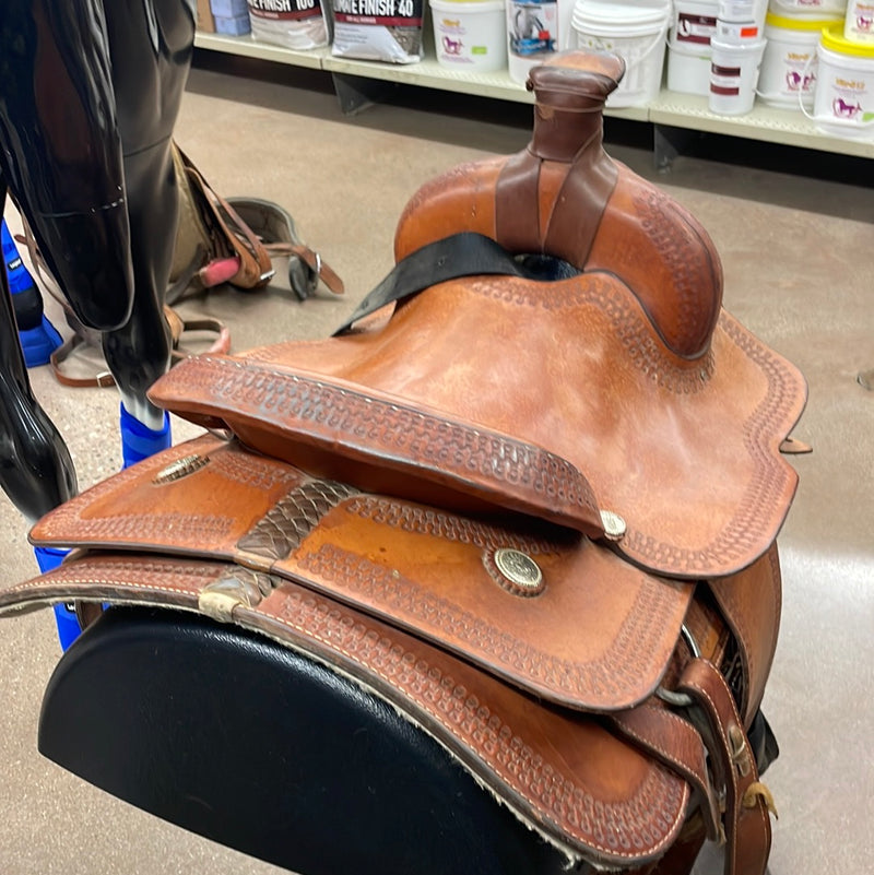 TKUSEDGG6 Used Rope Saddle 15"