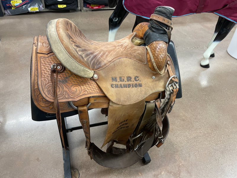 TKUSEDMS1 Used Roping Saddle 15"