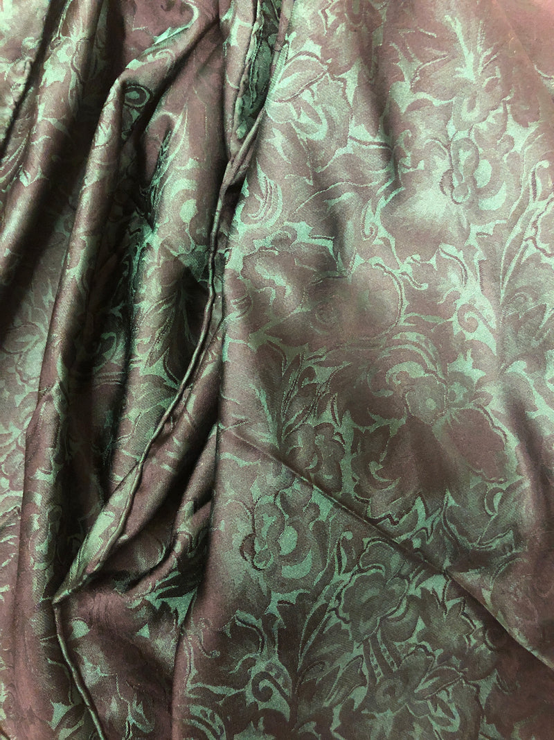 CLSCRFBAROQUE--Basil Scarf Silk Baroque - 34"