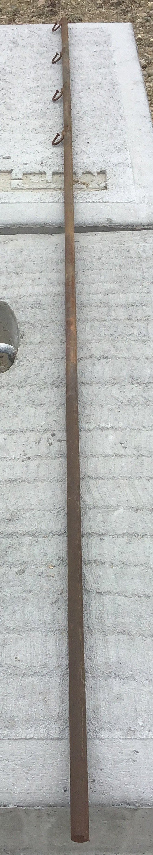 FESUCKER6 Sucker Rod Posts 6' -  4 Wire