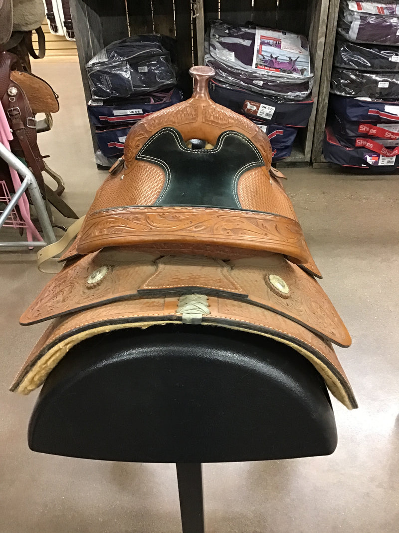 TKUSEDSD9 Used Champion Turf Competitor - 15" Reining