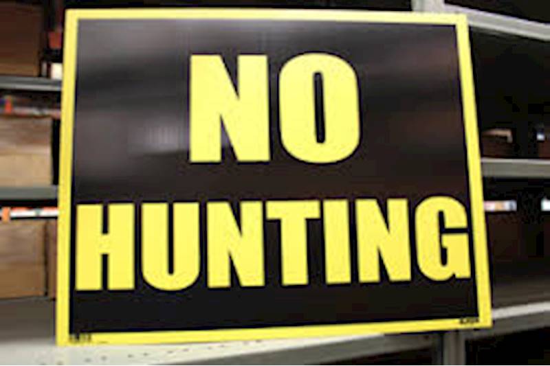 HG119-3228 Sign - Plastic 19" x 24" Various