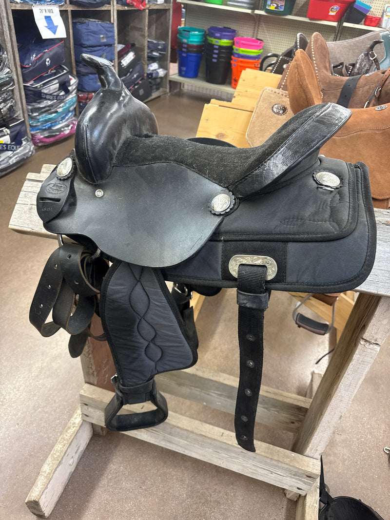 TKUSEDGG8 Used Western Pleasure Saddle 14"