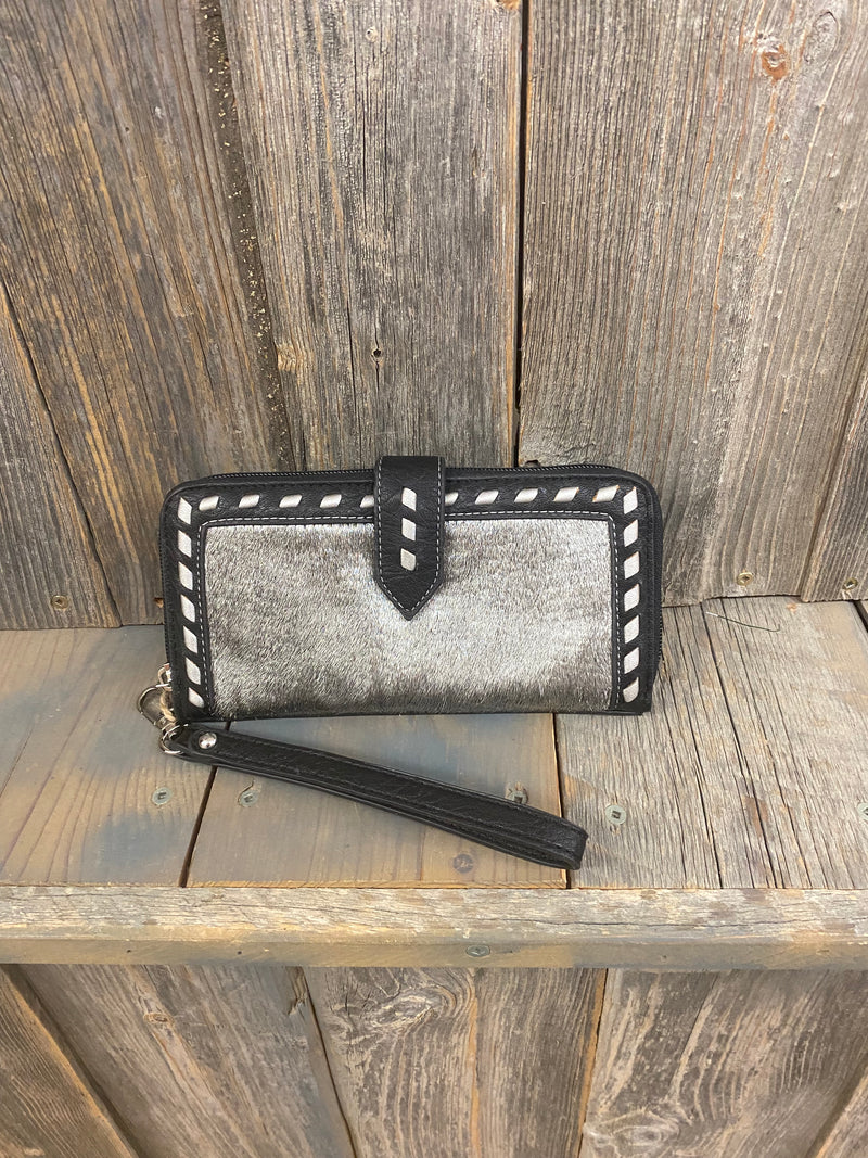 BG2421352152 Black Wallet Hair on w/ Silver Buckstitch