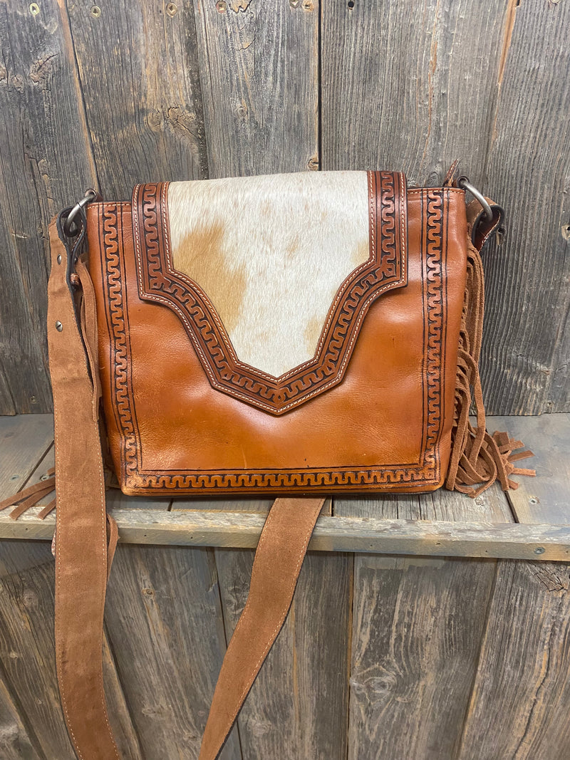 BG2510255422 Ladies Crossbody Purse Tan w/ Hair on