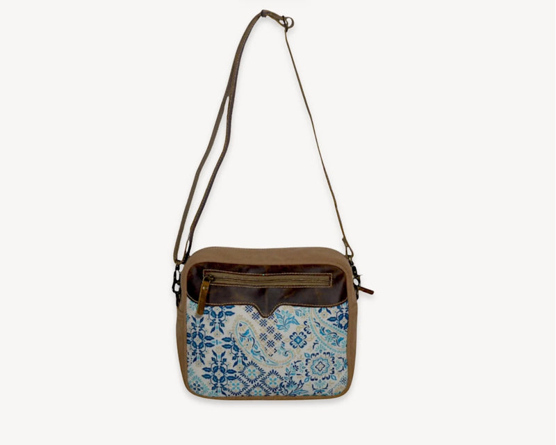 BGJH-12042 Pokoloko- Wrist Bag - Indigo