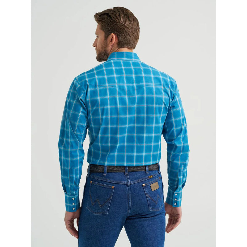 CL112369370 Wrangler Mens L/S Snap Shirt- Classic Fit Plaid