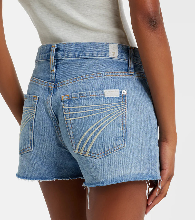 CL7UDD0066 7 For All Mankind Women's June Shorts "Light"