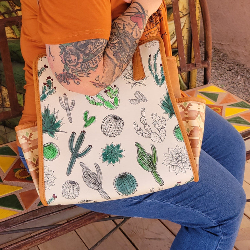 BG2422258931 Catchfly Tote w/ Cactus Print