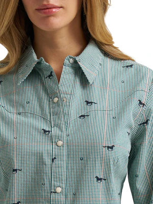 CL112382671- Wrangler Ladies L/S Snap Shirt- Plaid/Horses- Green