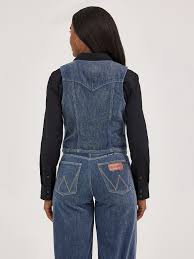 CL112371981- Wrangler Womens Denim Vest