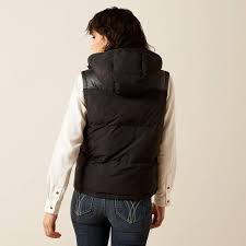 CL10062378 Womens Ariat Frontier Black Puffer Vest
