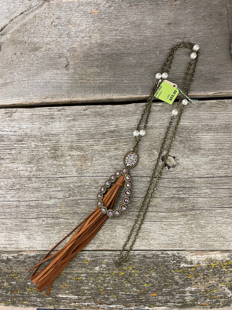 BGNECKLACE6 Okie Fringe Necklace