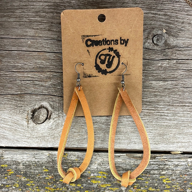 BGEARRINGTF2 Earrings Leather Loop Knot